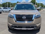 New 2025 Nissan Pathfinder Platinum image 3