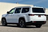 Used 2023 Jeep Wagoneer Series III w/ Preferred Equipment Group image 6