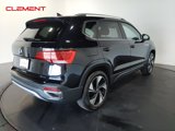 Used 2024 Volkswagen Taos SE image 4