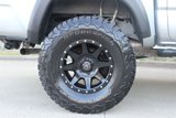 Used 2019 Toyota Tacoma TRD Off-Road image 3