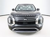 New 2025 Mitsubishi Outlander SE image 2