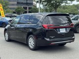 New 2025 Chrysler Pacifica Select image 4