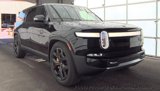 Used 2023 Rivian R1S Adventure image 2