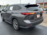 Certified 2023 Toyota Highlander XLE image 3