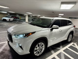 Used 2022 Toyota Highlander Limited image 3