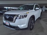 New 2025 Nissan Pathfinder SL image 3