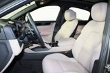 Used 2025 Porsche Cayenne Coupe image 5