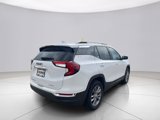 Used 2024 GMC Terrain SLT image 4