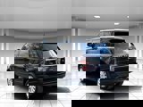 Used 2020 Land Rover Range Rover HSE image 3