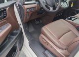 Used 2025 Honda Odyssey Touring image 4