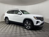 New 2025 Volkswagen Atlas SE image 2