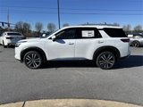 New 2025 Nissan Pathfinder Platinum image 5