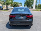 Used 2022 Jaguar XF SE image 5