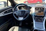 Used 2019 Lincoln Nautilus Premier image 5