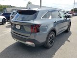 New 2025 Kia Sorento S image 2