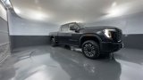 New 2025 GMC Sierra 3500 Denali Ultimate image 2