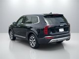 Certified 2022 Kia Telluride S image 5