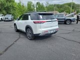 New 2025 Nissan Pathfinder Platinum image 3