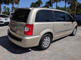 Used 2015 Chrysler Town & Country Touring image 4