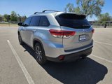 Used 2019 Toyota Highlander XLE image 3