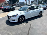 Used 2020 Nissan Altima 2.5 SV image 2