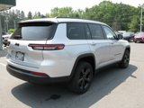Used 2023 Jeep Grand Cherokee L Laredo image 4