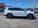 New 2025 Kia Telluride S image 2