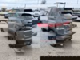 New 2025 Volkswagen Atlas SE image 4