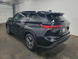 Used 2022 Toyota Highlander XLE image 5