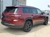 Used 2025 Jeep Grand Cherokee L Limited w/ Luxury Tech Group II image 4