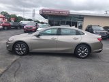 Used 2023 Chevrolet Malibu LT image 2