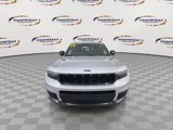 Used 2024 Jeep Grand Cherokee L Laredo image 3