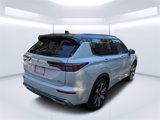 New 2025 Mitsubishi Outlander SEL image 3