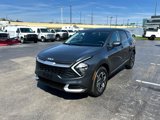 Used 2023 Kia Sportage LX image 4