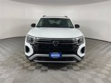 New 2025 Volkswagen Atlas Peak Edition SE image 2