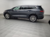 Used 2020 Buick Enclave Essence image 3