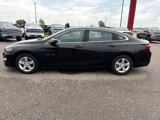 Used 2022 Chevrolet Malibu LT image 2