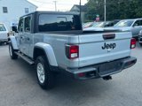 Used 2023 Jeep Gladiator Sport image 5