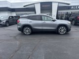 Used 2021 GMC Terrain SLT w/ Infotainment Package II image 2