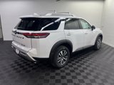New 2025 Nissan Pathfinder SL w/ Black Appearance Package image 2
