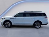 Used 2023 Lincoln Navigator L Reserve image 4