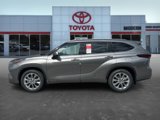 New 2025 Toyota Highlander Limited image 3