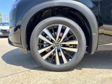 New 2025 Nissan Pathfinder Platinum image 3