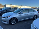 Used 2015 Hyundai Sonata SE image 3
