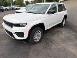 New 2025 Jeep Grand Cherokee Laredo image 2