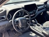 Used 2024 Toyota Highlander XLE image 5