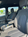 Used 2022 Chrysler Pacifica Touring image 4