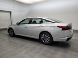 Used 2023 Nissan Altima 2.5 SV image 3