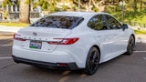 Used 2025 Toyota Camry SE image 4