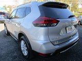 Used 2018 Nissan Rogue SV image 6